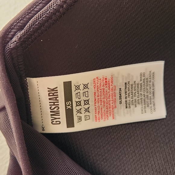 Gymshark Sports Bra XS Black Seamless w/ Padding Wicking Technology keeps u Cool - Picture 4 of 5